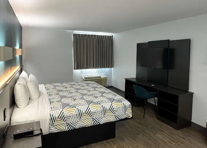 Motel 6-Carson, Ca (Adults Only)