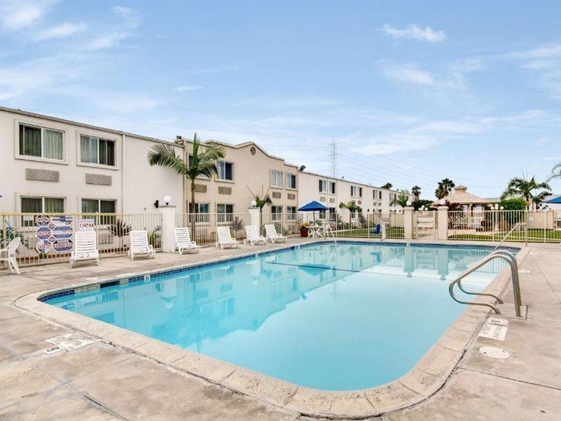 Hotel 6-carson, Ca (adults Only) Carson