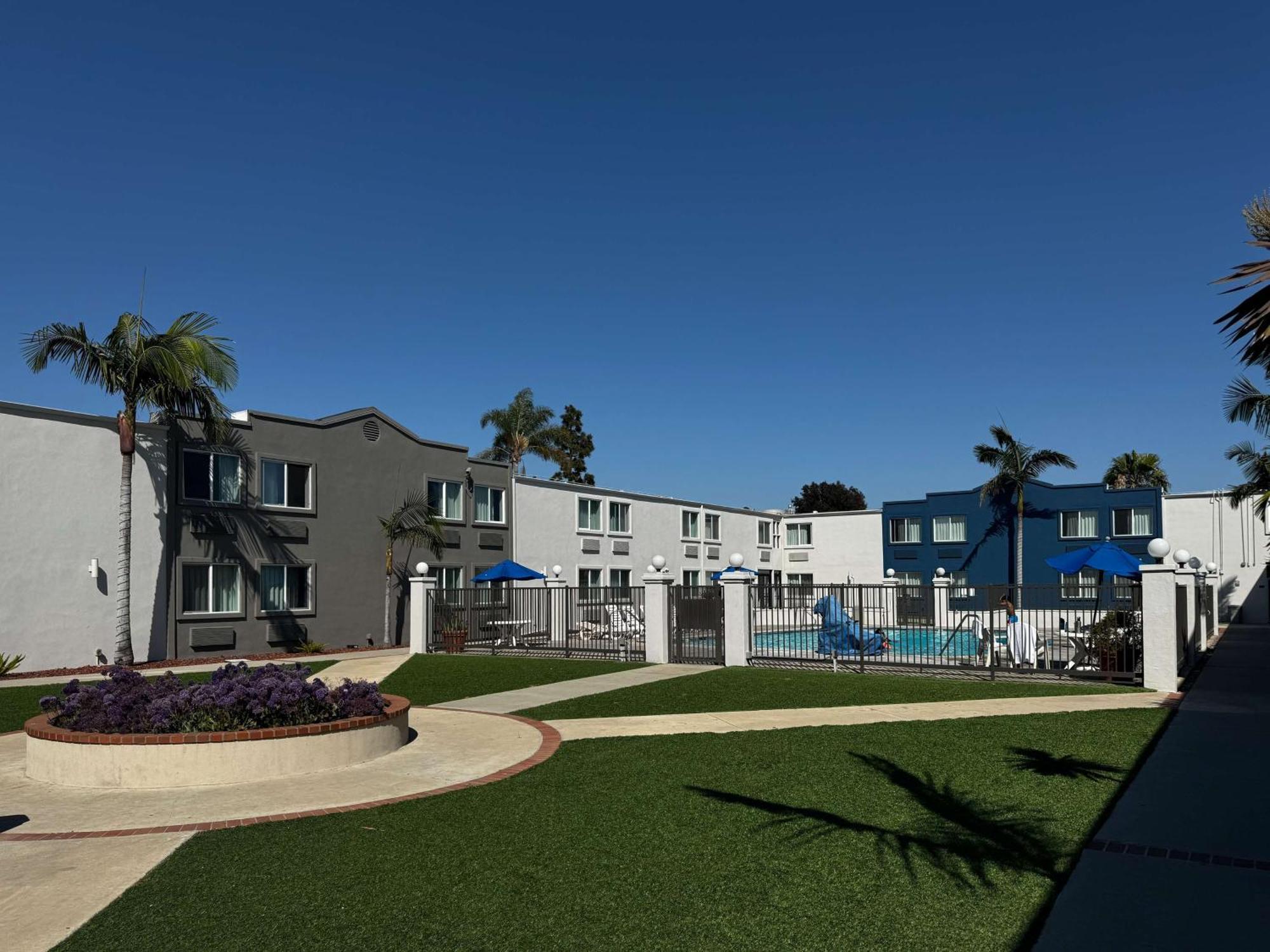 6-carson, Ca (adults Only) Hotel 2*