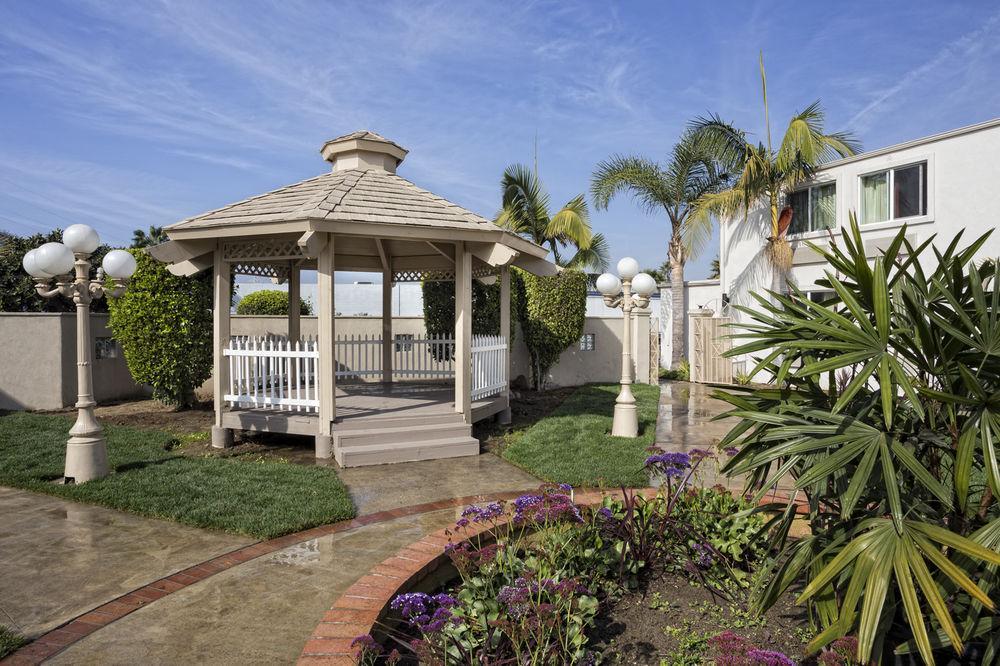 6-carson, Ca (adults Only) Hotel