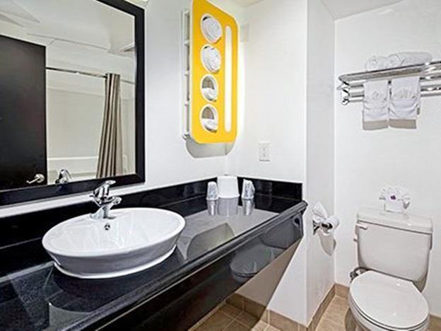6-carson, Ca (adults Only) Hotel 2*