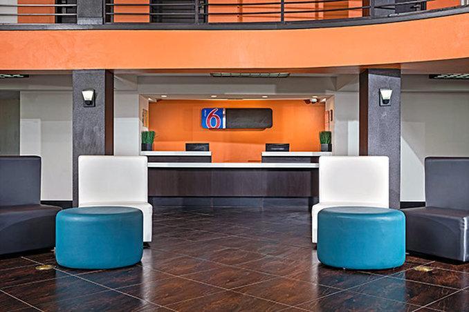 6-carson, Ca (adults Only) Hotel
